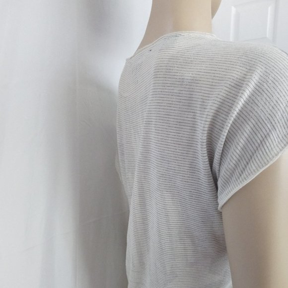 New GUESS Gray Tee-Shirt Top Sz Small Cute! - Picture 7 of 10